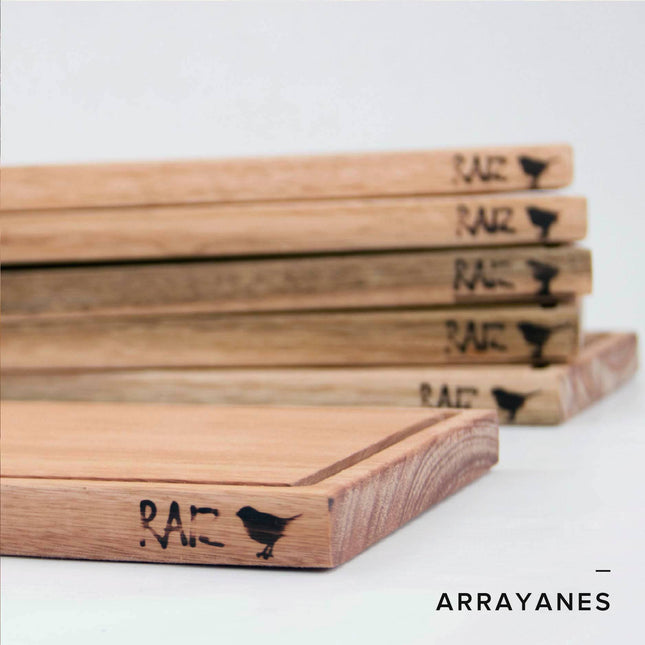 Plato de madera para asado rectangular con canaletas Raiz (1 unidad)