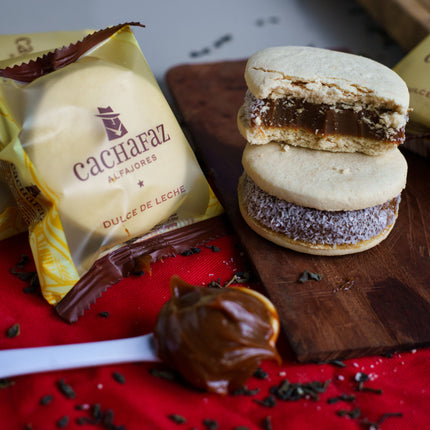 Cachafaz Alfajor de Maicena con Coco Rallado y Dulce de Leche 912 g – Caja x12 – Envíos a todo el mundo