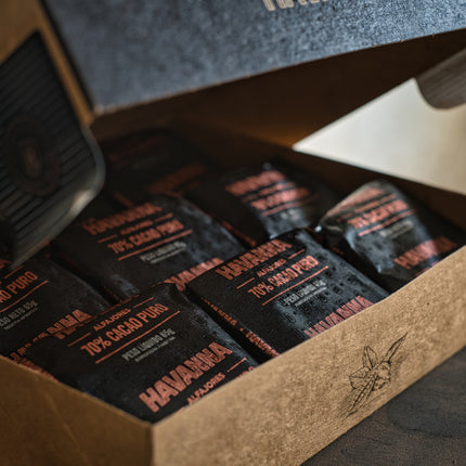 Havanna alfajor 70% dark chocolate cocoa with dulce de leche, 585 g (Box of 9)