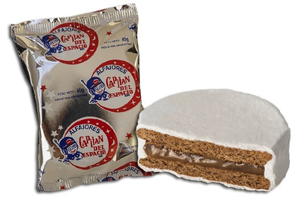 Alfajor with dulce de leche and white meringue coating, 55 g