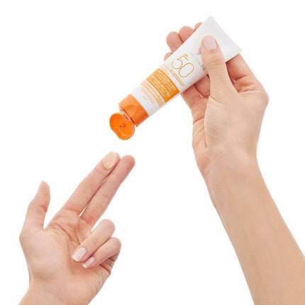 Crema Vichy Ideal Soleil Antimanchas Fps 50 3 In 1, 50ml / 1.76oz